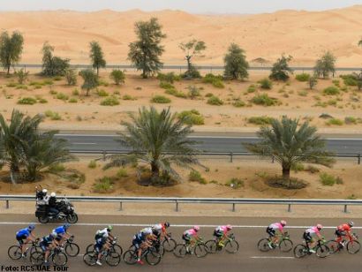 Las grandes estrellas del ciclismo se citan en el Tour de los Emiratos Árabes