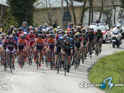 Listado oficial de corredores inscritos en la Vuelta a La Rioja 2016