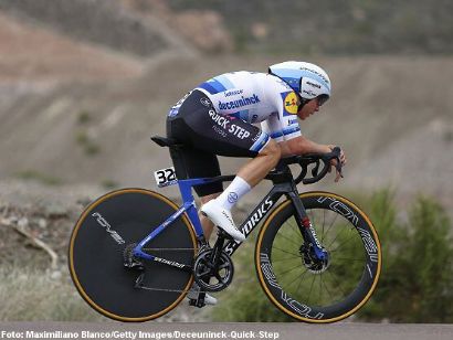 Vuelta a San Juan: Remco Evenepoel es líder tras volar en la crono