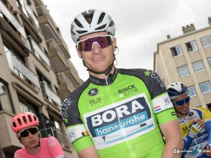 BinckBank Tour: Sam Bennett repite en la segunda etapa y afianza el liderato