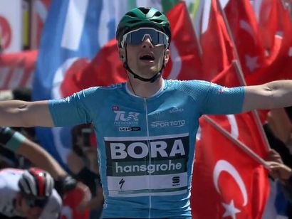 Vuelta a Turquía: Sam Bennett también gana la segunda etapa y afianza el liderato