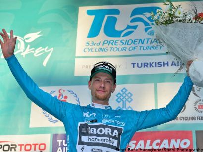Vuelta a Turquía: Sam Bennett afianza el liderato ganando también la segunda etapa
