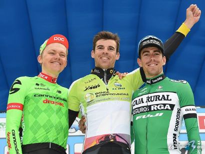 Calmejane se lleva la Semana Coppi y Bartali tras ganar la última etapa, Rosón tercero