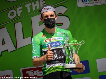 Simon Yates se anota el Tour de los Alpes y Felix Grobschartner la última etapa