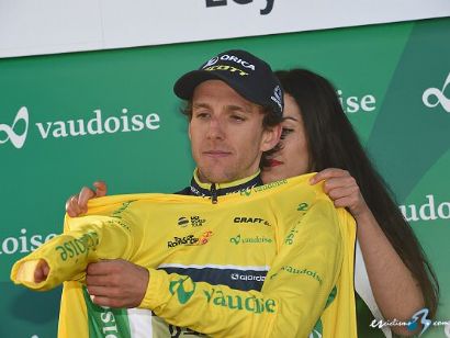 Tour de Romandía: Simon Yates gana la cuarta etapa y es el nuevo líder
