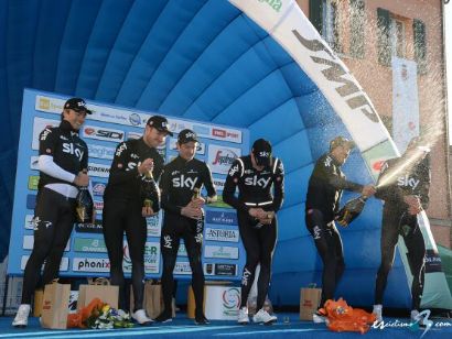 Semana Coppi y Bartali: Sky se impone en la crono y Pascal Eeckhoorn sigue líder