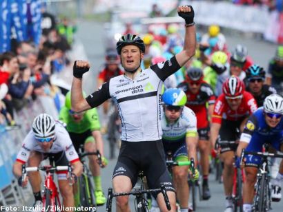Vuelta al País Vasco: Stephen Cummings gana la tercera y Mikel Landa sigue líder