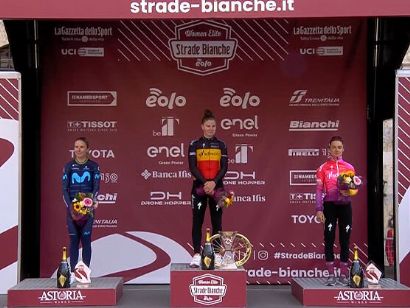 Kopecky bate a Van Vleuten en la Strade Bianche Femenina