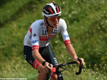 Tadej Pogacar desea "suerte en el futuro" a los jóvenes del Tour del Porvenir