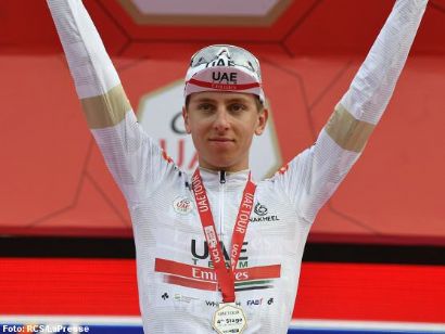 Tadej Pogacar, emocionado ante su debut en el Tour de los Emiratos Árabes