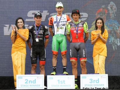 Tour de Langkawi: Enrico Barbin gana la sexta, Ryan Gibbons sigue líder