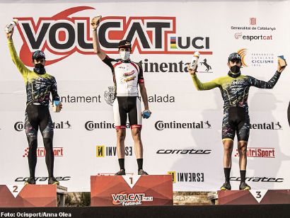 VolCAT: Nicola Rohrbach y Loana Lecomte se imponen en la primera etapa