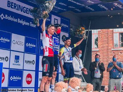 Mauro Schmid gana la Vuelta a Bélgica y Fabio Jakobsen el último sprint