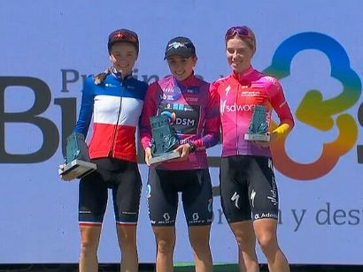 Juliette Labous se lleva la Vuelta a Burgos, Demi Vollering la última etapa