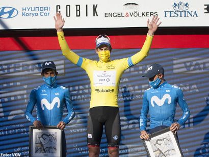 Stefan Küng gana la Vuelta a la Comunidad Valenciana, Arnaud Démare la última etapa