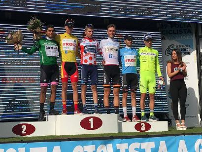Volta a Galicia: Victoria de Antonio Angulo en Sanxenxo, liderato para Sergio Vega