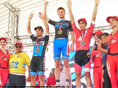 Vuelta a Guatemala: Stephan Bakker gana la cuarta etapa, Alfredo Ajpacajá sigue líder
