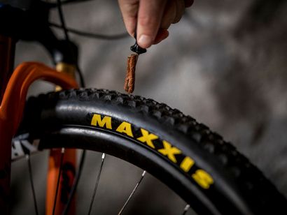 X-Sauce presenta sus nuevas mechas para la reparaci�n de rajas en cubiertas