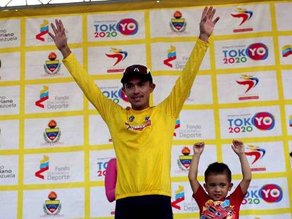 Salinas lidera la Vuelta al Táchira tras la tercera etapa que gana Restrepo
