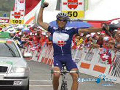Vuelta a Suiza: Alberto Contador se impone en la octava etapa y Koldo Gil se mantiene lider