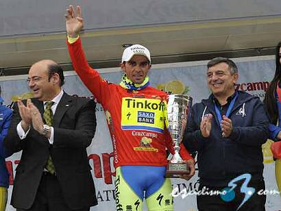 Vuelta a Andalucía: Contador se exhibe en Hazallanas y consolida el liderato