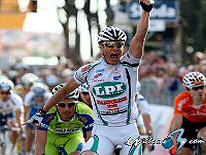 Tirreno-Adriático: Victoria de Petacchi y El Farés mantiene el liderato (Clasif.)