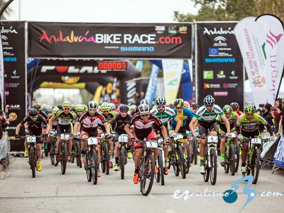 La Andalucía Bike Race recuperará el formato por parejas en 2021
