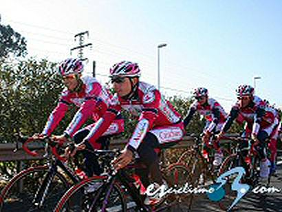 El Andaluca-Cajasur vuelve a la competicin en la Vuelta a La Rioja