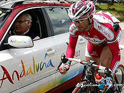 Vuelta a Asturias: Antonio Cabello: El equipo se lo mereca porque hemos plantado batalla siempre