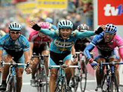 Bazayev da al sprint en la Vuelta a Alemania el primer triunfo al equipo Astaná desde su nueva denominación