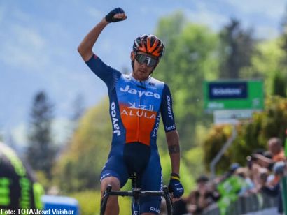 Tour de los Alpes: Alessandro De Marchi gana la segunda etapa, Tobias Foss sigue líder