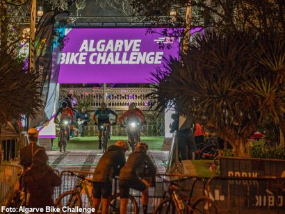 V�ctor Grande y Nicky Healy se imponen en el pr�logo nocturno de la Algarve Bike Challenge