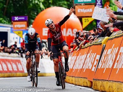Arnaud De Lie gana en Eupen y Riley Sheehan se viste de l�der en el Tour de Valonia
