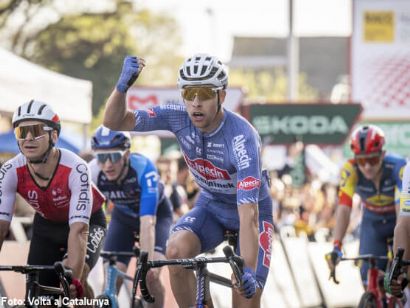 Volta a Catalunya: Axel Laurance gana la quinta etapa, Tadej Pogacar conserva el liderato