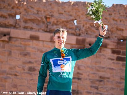 Casper van Uden, primer líder del AlUla Tour de Arabia Saudí