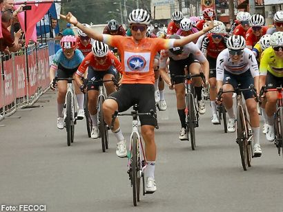Catalina Soto repite triunfo en Gu�piles y recupera el liderato de la Vuelta a Costa Rica Femenina