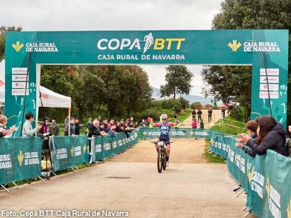 Gexan Albisu y Ainara Elbusto brillan en la tercera prueba de la Copa BTT Caja Rural de Navarra en Ancín