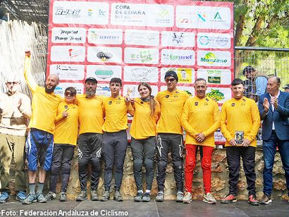 Noa Hirst y Mar�a Pom�s lideran la Copa de Espa�a de Descenso tras imponerse en Ot�var