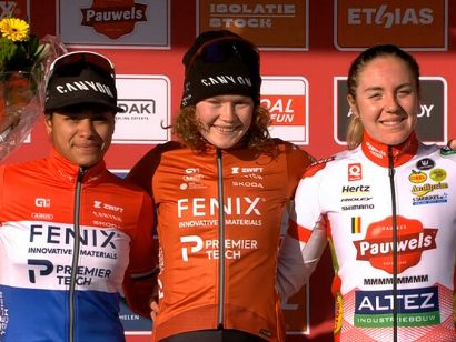 Copa del Mundo de Ciclocross: Puck Pieterse se impone con autoridad en Maasmechelen