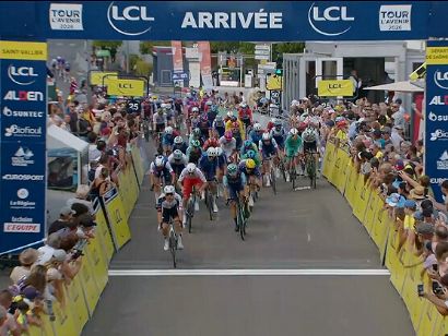 Davide Stella se lleva el esprint en la 3� etapa y Haugland conserva el liderato del Tour del Porvenir