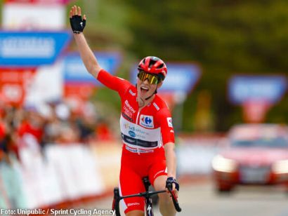 La Vuelta Femenina: Demi Vollering: "Esta victoria en La Vuelta es muy bonita"