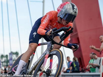 Tour de Francia Femenino: Demi Vollering se lleva la crono para vestirse de amarillo