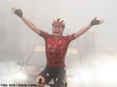 Demi Vollering asalta el liderato del Tour de Francia Femenino en el Tourmalet