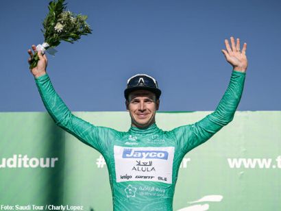Dylan Groenewegen primer líder del Saudi Tour 2023