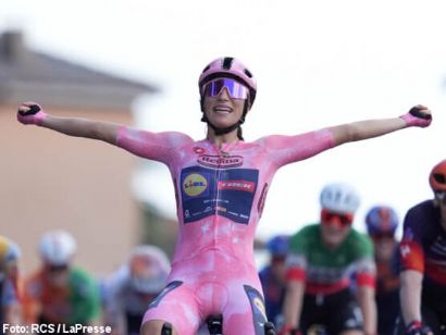 Elisa Balsamo tambi�n gana en Buja y refuerza su liderato en el Giro de Italia Femenino