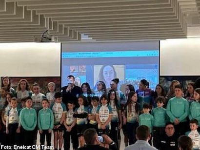 El Eneicat CM afronta la Vuelta a Extremadura Femenina con un equipo internacional