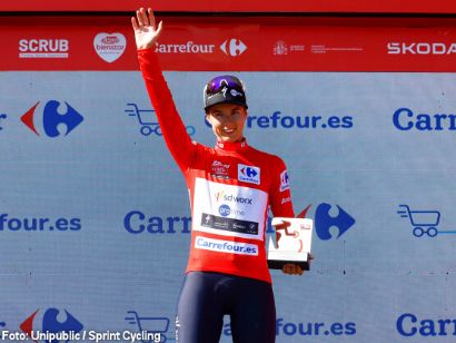 Femke Gerritse conquista Huesca al sprint y se viste de líder en La Vuelta Femenina