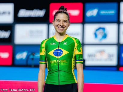 Gabriela Guerra, doble subcampeona mundial de e-cycling, ficha por Cofidis para dar el salto a la carretera