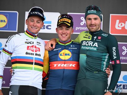 Mads Pedersen puede con Mathieu Van der Poel en la Gante-Wevelgem
