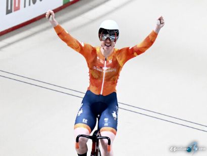 Mundial de Pista: Van de Wouw se corona en la contrarreloj y bate dos veces su récord mundial Mundial de Pista: Van de Wouw se corona en la contrarreloj y bate dos veces su récord mundial
